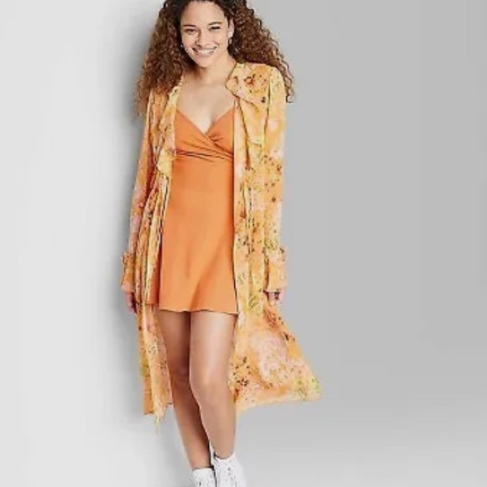 Women's Ruffle Duster Jacket - Wild
Fable Orange Floral - Picture 2 of 10